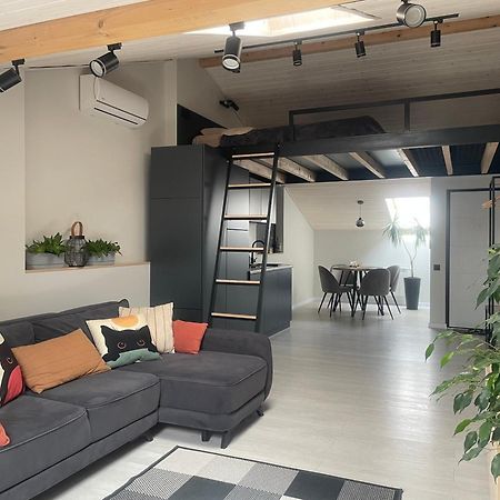 «Гори́Ще На Площі Польський Ринок» Apartment Kamianets Podilskyi Bagian luar foto